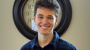 Wells High School senior Indie Brogan wins Maine Principals' Award