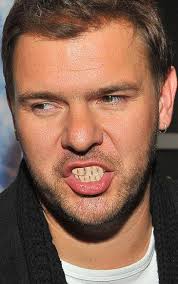 Karolak is a polish surname. Tomasz Karolak Tomaszkarolak