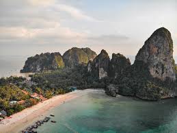 Nina venus indonusa i asub kohas sukabumi. Thailand To Reduce Quarantine Time For Charter Yachts From April 1st Yacht Charter Superyacht News