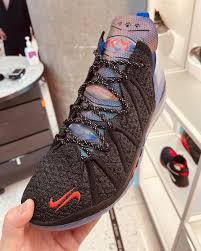 The legendary nba star hosted an instagram chat on monday and was asked. Kylian Mbappe Nike Lebron 18 The Chosen 2 Db8148 001 Release Date Sbd