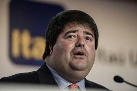 Brothers Behind Latin America's Biggest Bank Itau Begin Restructuring Stake 