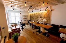 Dès la première minute, le nom du propriétaire de parking est cité. Upper Concept Store Paris Ile De La Cite Ile Saint Louis Restaurant Reviews Photos Phone Number Tripadvisor