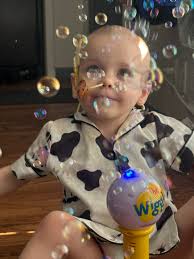 Wiggles concert gift for little girl