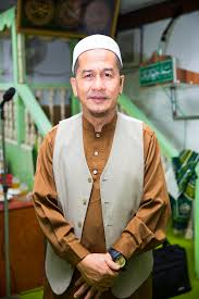 Forum dipengerusikan oleh ustaz shah shanmugam dan 2 ahli panel iaitu ustaz fawwaz md jan dan ustaz ahmad husam. Welcome To Flickr