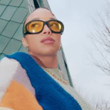 Lili Chan · Artist Profile