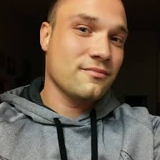 My friend trash Phelps is just looking for friend and someone he can talk  to ,he in the honor program at deer ridge corrects feel free add him