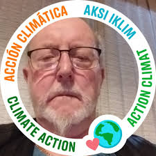 The Andover War Memorial in the High Street in 1920.