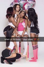 Baddie Sweet 16 Birthday Photoshoot With Friends Pin By Zarieee On B D A Y 21st Birthday Photoshoot 16th Birthday Outfit Birthday Photoshoot