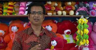 Kembali pada lowongan yang dibuka di pt pintex plumbon, saat ini perusahaan tersebut membutuhkan tamabahan karyawan untuk penempatan posisi berikut. Kisah Sukses Produsen Boneka Modal Hutang 5 Juta Sekarang Punya 19 Pabrik