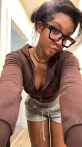 Kelly Bhadie Arching