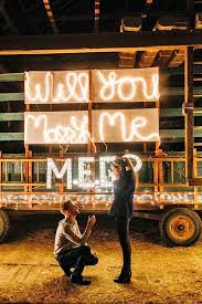Romantic Proposal Ideas So That She Said Yes Wedding Forward Romantic Proposal Best Wedding Proposals Wedding Proposals