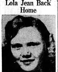 Erin Leslie Proffer and Jon David Risinger, both of Poplar Bluff, were  united in marriage Aug. 22 at Sacred Heart Catholic Church, Poplar Bluff.