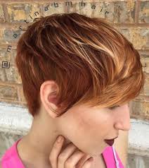 Red highlights on brown hair can look outrageous but can also appear soft and subtle. 20 Edgy Ways To Jazz Up Your Short Hair With Highlights