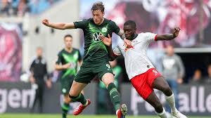 Everton forward ademola lookman scores for rb leipzig while england youth international jadon sancho sets up a goal for borussia dortmund. Rb Leipzig Kann Die Wolfe Nicht Brechen Vfl Wolfsburg Weiterhin Ungeschlagen Sportbuzzer De