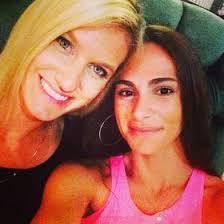 Lauren Carelli's Instagram, Twitter & Facebook