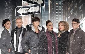 Αννα μαρία παπαχαραλαμπουσ / 10:00pm 04 february 2021. Good People Apo Thn Anna Maria Papaxaralampoys Sto 8eatro Apo8hkh Culturenow Gr