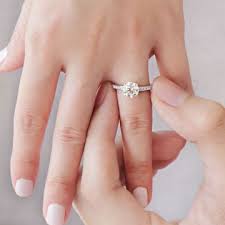 Choose a favorite ring and let it witness your true love journey. Denovo Engagement Rings Philippines Wedding Rings Philippines