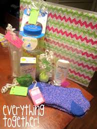 Birthday Gifts For Pregnant Women A Pregnant Mom Care Package Mom Care Package Pregnant Friends Pregnant Mom Gifts