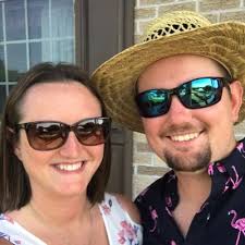 Tayler Ross (@tayross15)