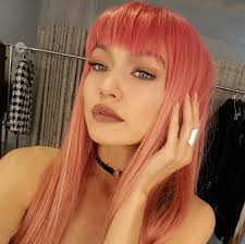 Gigi Hadid Daily Pembe Sac Kahkul Sac Guzellik