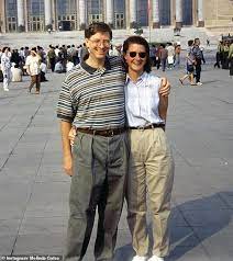 They said they would continue to work together at their foundation. Melinda Gates Reveals What It S Really Like Being One Half Of The World S Richest Couple Express Digest
