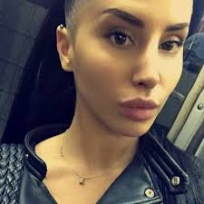 Julia garofalo (@Juliaaaxx28xx)