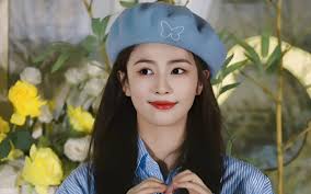 Bạch Lộc thăng hạng nhan sắc nhờ thay đổi một điểm này trên gương mặt