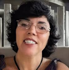 Hello, I'm after a nice bouquet of flowers for a member of my team who's  going to have a baby. It's her last day today so I was hoping for somewhere  I