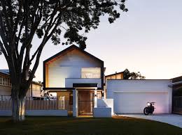 Check out our queenslander plans selection for the very best in unique or custom, handmade pieces from our shops. 6 Stunning Examples Of Queenslander Homes Completehome