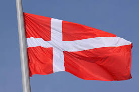 Links einem gelben, rechts einem weißen.die flagge des heiligen stuhls ist heute identisch mit der der vatikanstadt. Flagge Von Danemark Stockfoto Bild Von Luftig Markierungsfahne 38712204