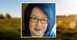 Jennifer Maule's Instagram, Twitter & Facebook