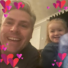 Hi guys, I am hoping someone can help me, my tt has a problem, the boot has  seemed to have locked itself and is making a continuous boinging sound, the  roof has