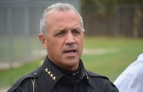 Tucker Carlson appearance in Utica overshadowed by dispute over event's  location