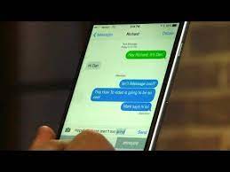 Explained Blue Vs Green Iphone Messages Youtube