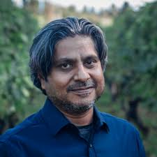 Ejaz Memon's Instagram, Twitter & Facebook