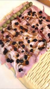 Pan De Jamon Venezolano Mis Recetas Favoritas By Hilmar Food Venezuelan Food Hawaiian Pizza