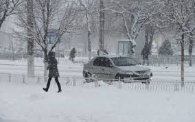 În condiţiile în care media multianuală a lunii este de 18,3 grade celsius, cele mai scăzute temperaturi medii se vor înregistra în zona olteniei (între 15 şi 19. Iarna Se DezlÄƒnÈ›uie Prognoza Meteo Pe 3 Luni Olt Alert