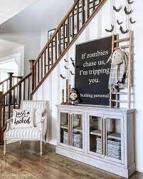 31 Haunted Farmhouse Halloween Decorating Ideas Lady Decluttered Farmhouse Halloween Spooky Halloween Decorations Halloween Home Decor