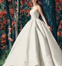 Che ne dici di una giacca skinny. Abiti Da Sposa Autunnali Un Trionfo Di Eleganza E Romanticismo