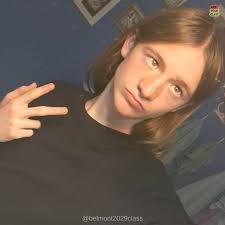 Sound the alarm, he got in! I'm Henry E Lammers (yes, "HEL") and I'm  committed to Belmont as an Audio Engineering major. I am a singer (two time  state choir), music producer (