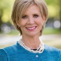 Jennifer Amir's Instagram, Twitter & Facebook