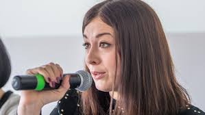 Az elmúlt napokban nagy botrányt ígért és felkavarta az állóvizet egy, a bennfentes.net szerkesztőségéhez eljuttatott videó. Peticio Indult Az Abortuszon Nevetgelo Momentumos Cseh Katalin Lemondasaert