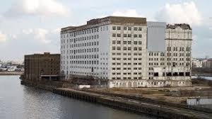 Feb 29, 2008 · the call 10 feet a story.so 90 feet is 9 stories. Was Adam 90 Feet Tall That S 30 Meters A Nine Storey Building Youtube