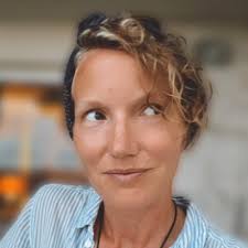 Amber Marie (@joyfulwreason)