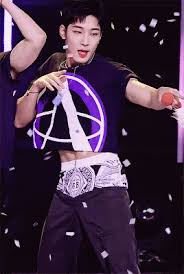 28.01.2020 · when it was wonwoo's turn to go to the front, the other members immediately the rapper immediately opened his jacket to show off his abs, much to the delight of his fellow members. Kpop Trash Bokdeongeori Wonwoo Crop Top