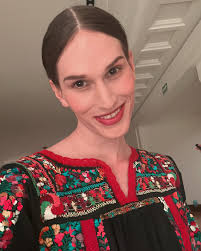 Quexquemetl de Boda” Pasarela Original 2023 Artesana: Antonina Cornelio  Sanchez, San Antonio Castillo Velasco, Oaxaca. Joyería:  @charlysteelmaestroplatero Fotografía: @rodrigovazquezguerrero  @andreatejedak @alexandro_mt MUA: @churpio76 Locación ...