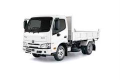 The 300 Series Built to Go | Sci-Fleet Hino