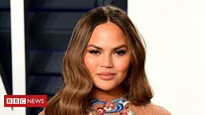 Chrissy teigen's mom 'doesn't mind' when she wakes her up at 2 a.m. Chrissy Teigen Sad She Will Never Be Pregnant Again Bbc News