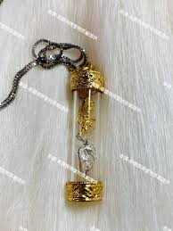 泰國佛牌 寺廟屈旺十百律 龍婆公大師 牙虎王 配戴型 附驗證卡 連純金防水外殼 (no.19239) $4,200.00. æ³°è®š é‡'éŠ€æ‹›è²¡èœ‚ æ³°åœ‹è–ç‰© åŽŸå»Ÿè¦ªè·' æ‹›è²¡é–‹é‹è–ç‰© æ³°åœ‹ä½›ç‰Œ éœ²å¤©æ‹è³£