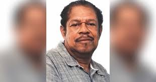 Hattie Seals's Instagram, Twitter & Facebook